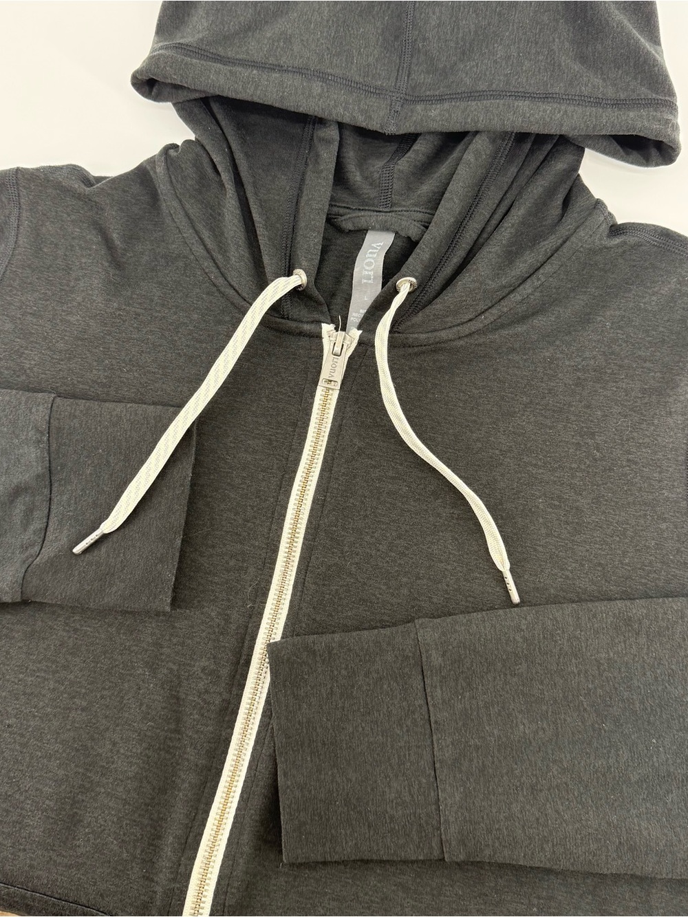 Vuori Hoodie Womens L Gray Halo Essential Full Zip DreamKnit VW268 Active Gym